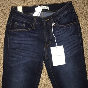NWT kancan skinny jeans